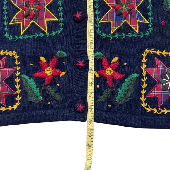 VINTAGE Victoria Jones Woman 90s Embroidered Short Sleeve Sweater Sz 1X - Picture 8 of 8